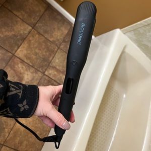 Bio Ionic One Pass Straightner